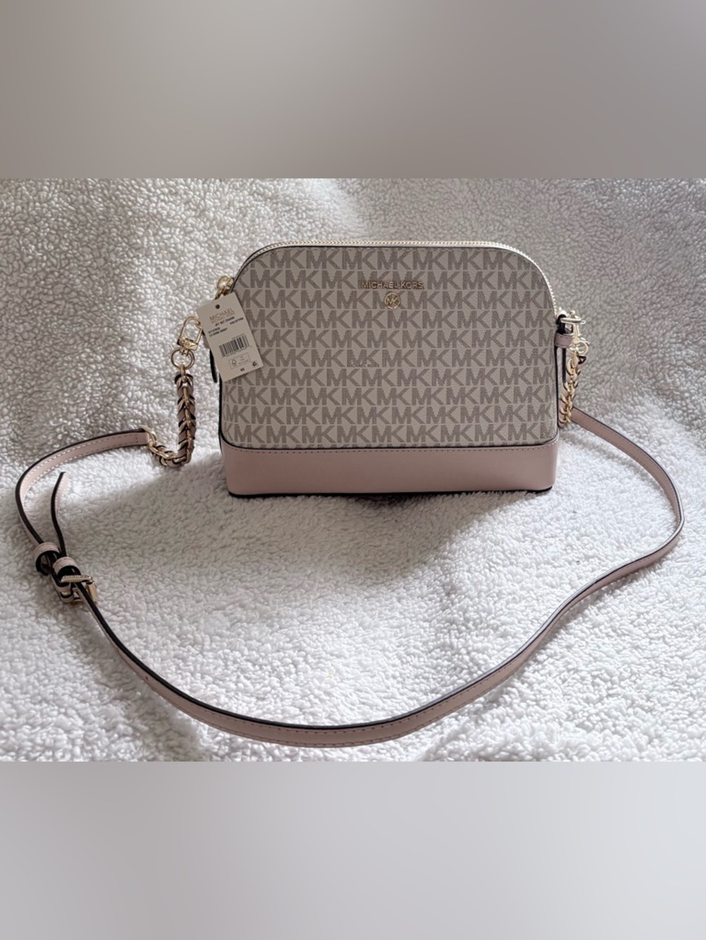 Michael Kors Jet Set Charm Large Dome Crossbody bag
